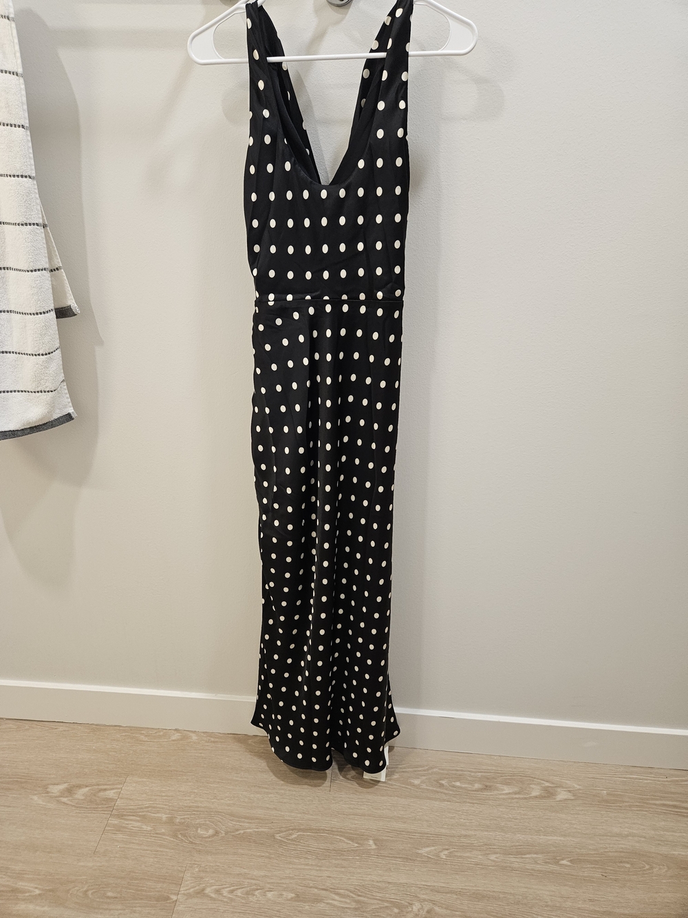 Abercrombie & Fitch Polka Dot Formal Maxi Dress - Picture 3 of 10